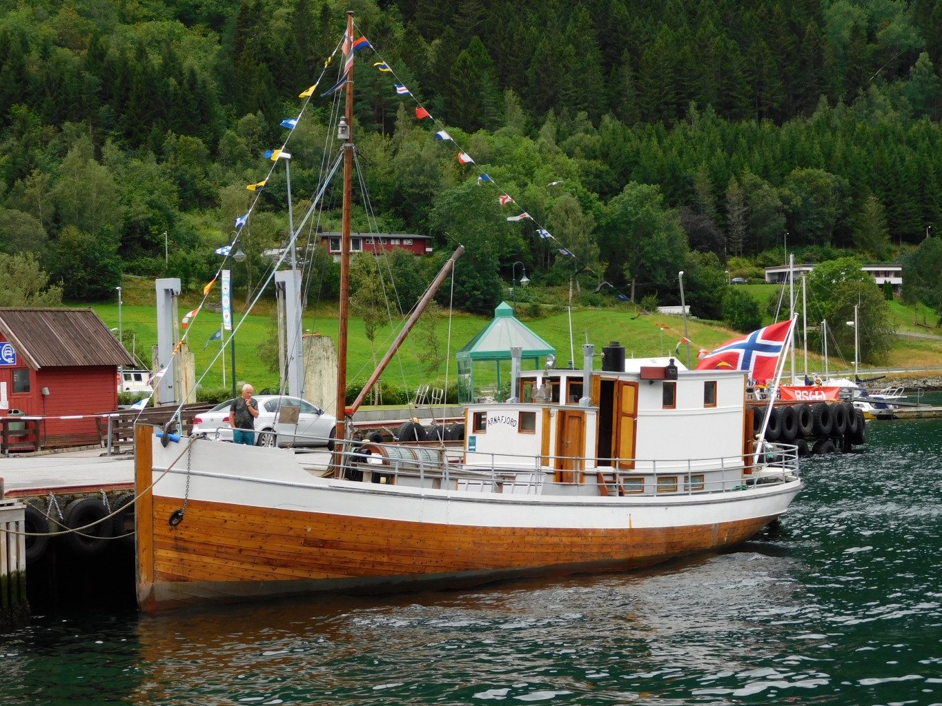 Agentbåten MS «Arnafjord»